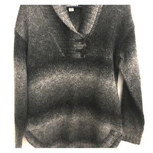 Woman’s Sweater